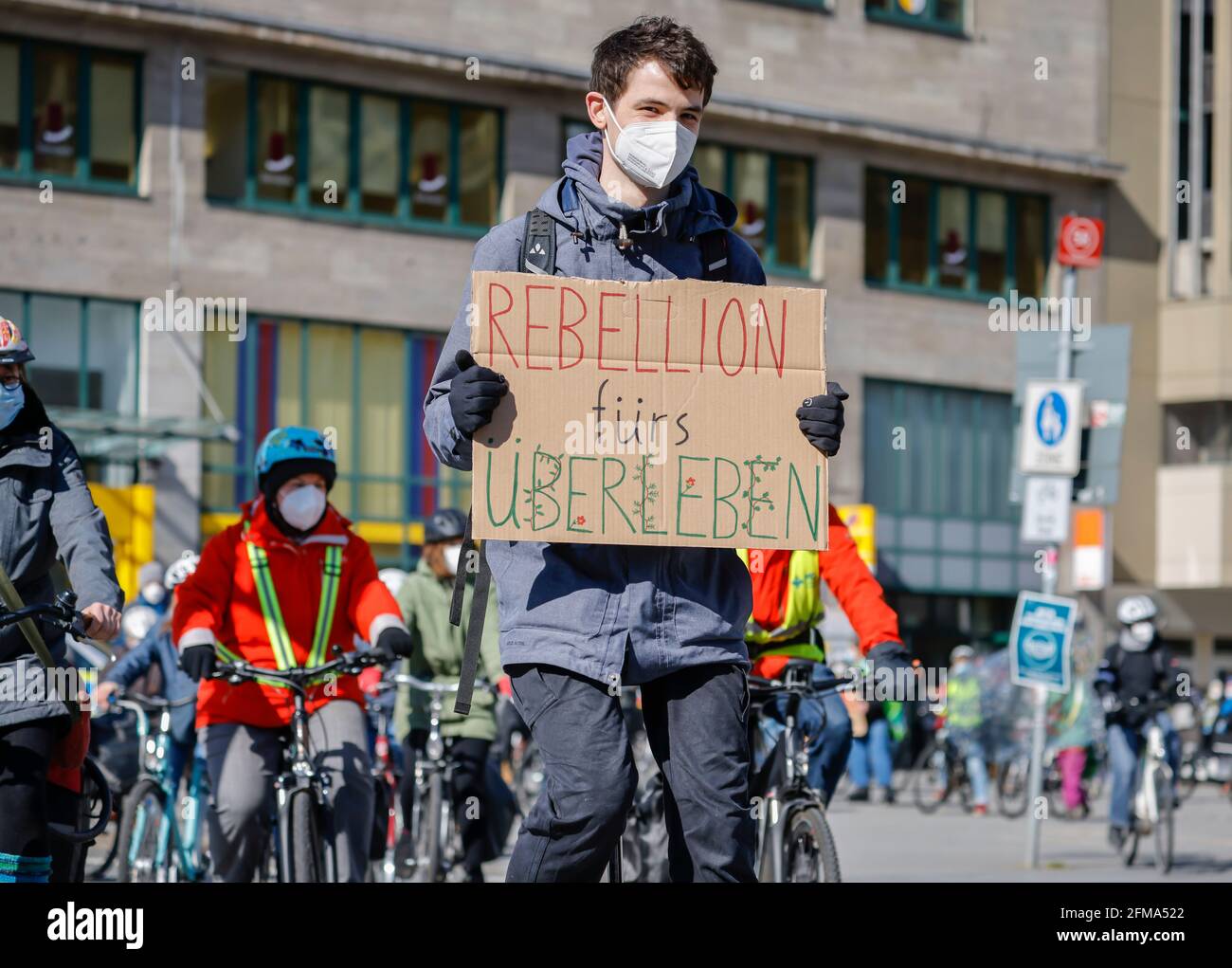 Essen, North Rhine-Westphalia, Germany - Fridays for Future, climate activists demonstrate in times of the corona pandemic corona-compliant with mask and distance under the motto #NoMoreEmptyPromises in the form of a bicycle demo, rebellion for survival. Stock Photo