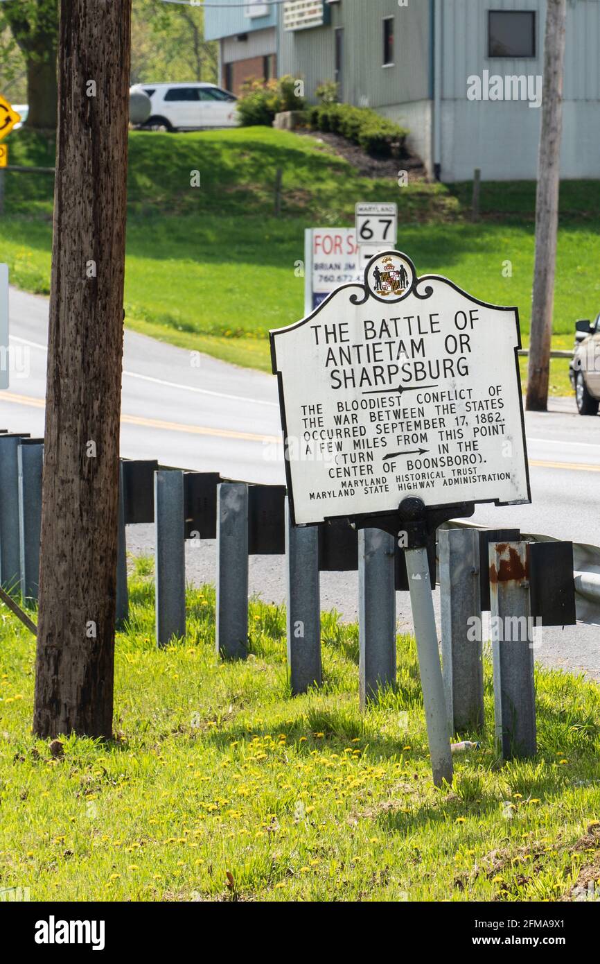 Boonsboro, MD - April 20, 2021: Sign for the Battle of Antietam or Sharpsburg on the side of the road. Stock Photo