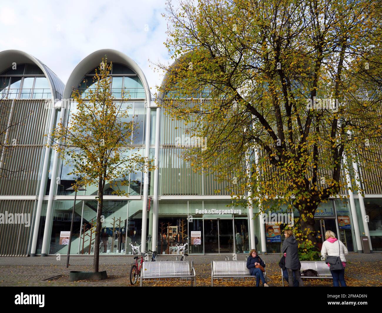 modern building Peek and Cloppenburg, old town, Lübeck, Schleswig-Holstein,  Germany Stock Photo - Alamy