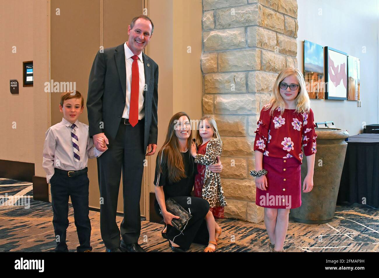 Page 2 With Her Family L R High Resolution Stock Photography And Images Alamy