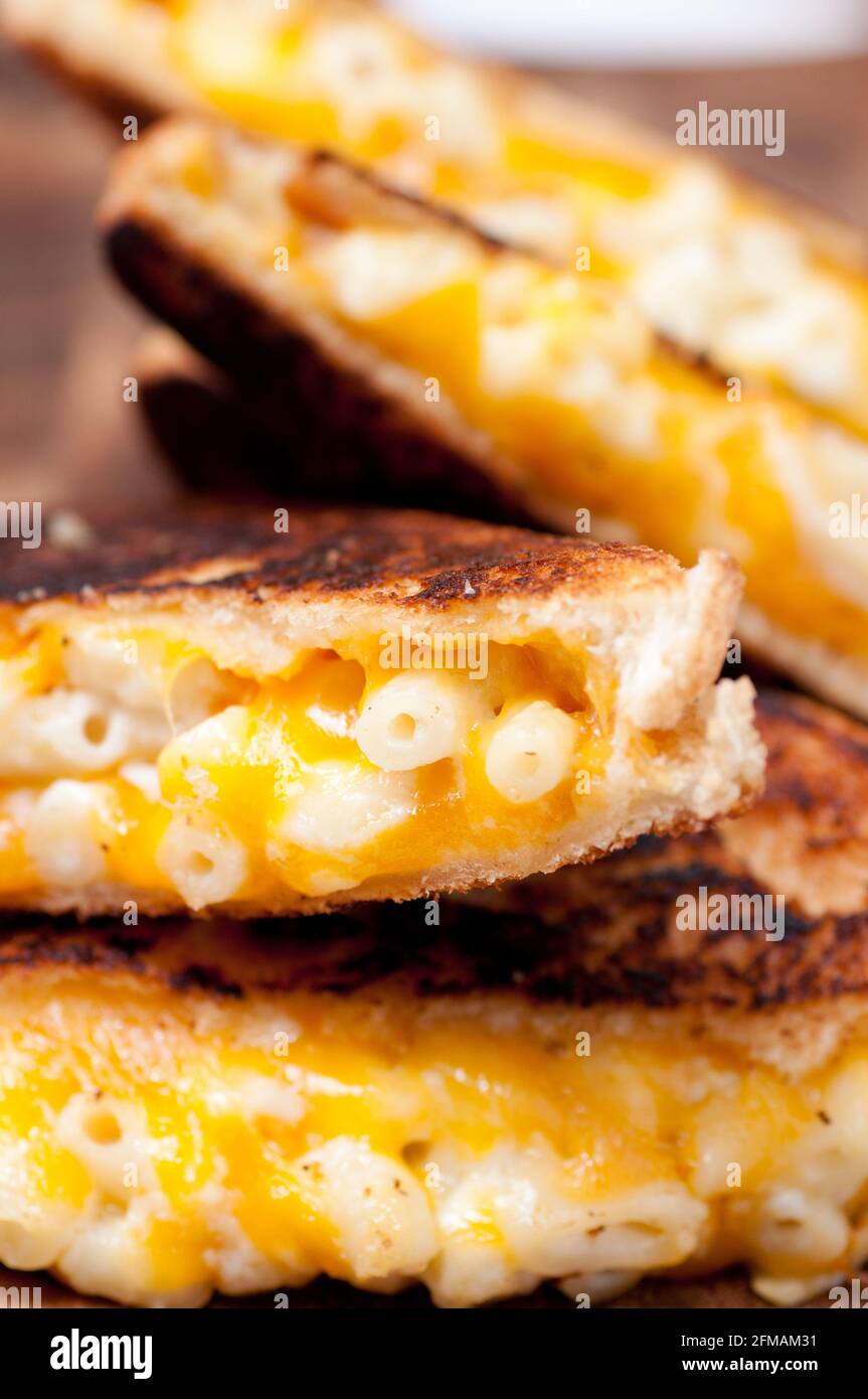 grilled macaroni and cheese sandwich Stock Photo Alamy