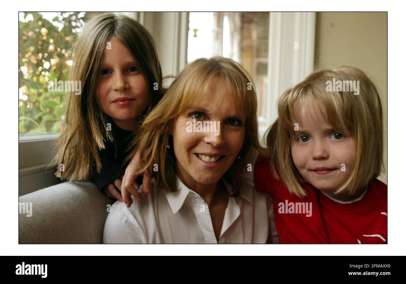 Katie Pearson (Mortimer)with her daughters Madeleine (l) and Isabella (r)  (surname) Mortimer.pic David Sandison 14/4/2005 Stock Photo - Alamy