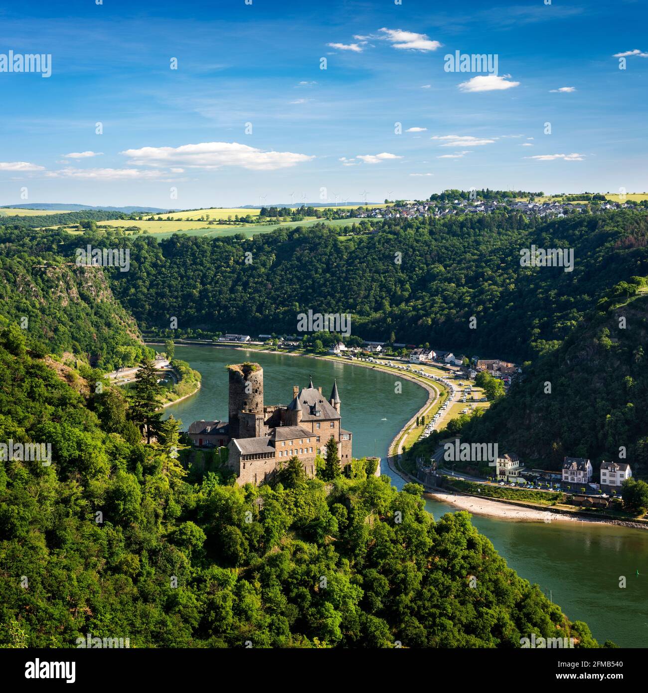 Germany, Rhineland-Palatinate, St. Goarshausen, World Heritage Upper Middle Rhine Valley, view of Katz Castle on the Rhine, also Neukatzenelnbogen Castle, behind the Loreley rock Stock Photo