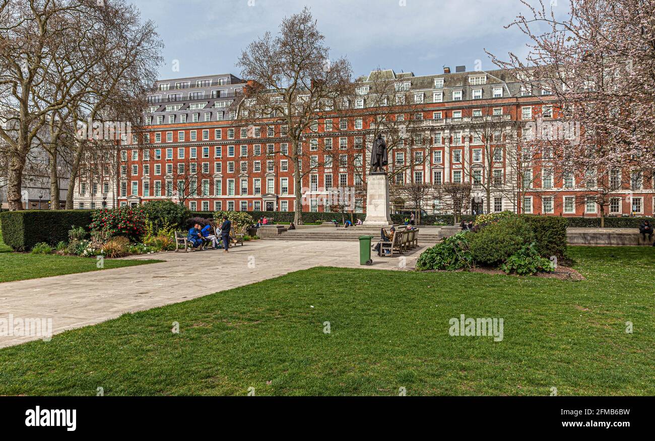 Grosvenor Square, Mayfair, London, England, UK. Stock Photo
