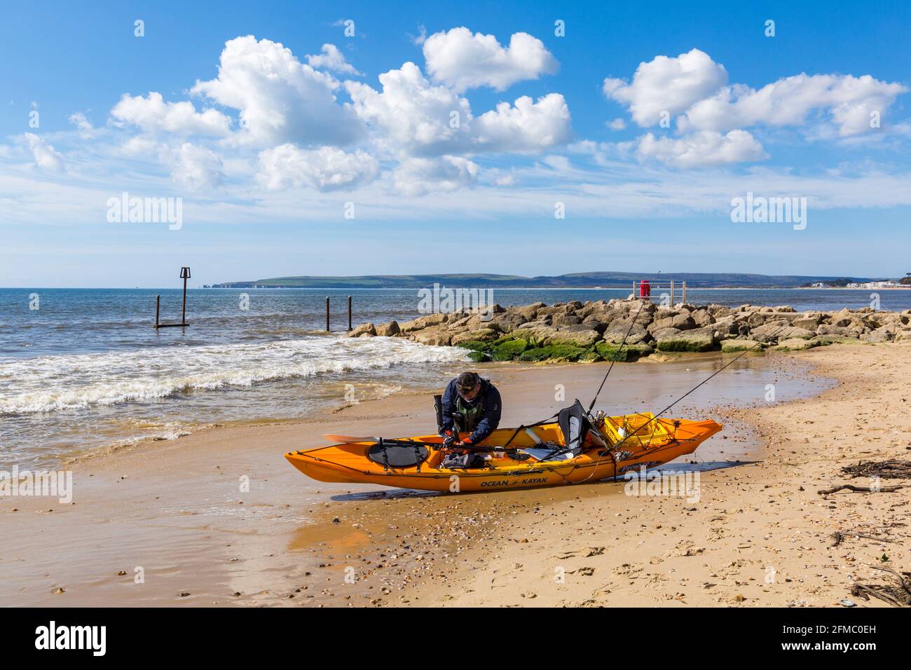 Getting ready to go fishing hi-res stock photography and images - Alamy