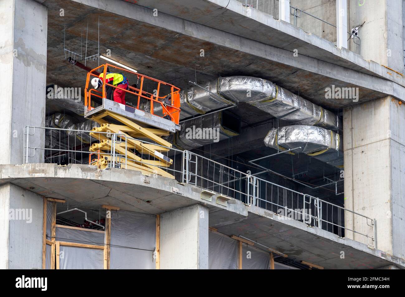 Ventilation and air conditioning pipes installed inside the building