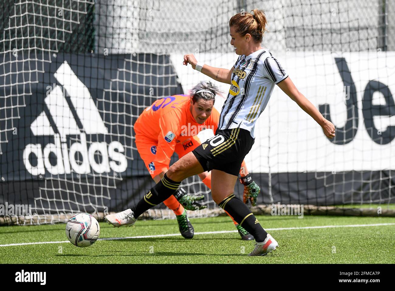 Vinovo, Italy. 08 May 2021. Cristiana Girelli of Juventus FC scores a goal during the Women Serie A football match between Juventus FC and SSD Napoli. Credit: Nicolò Campo/Alamy Live News Stock Photo