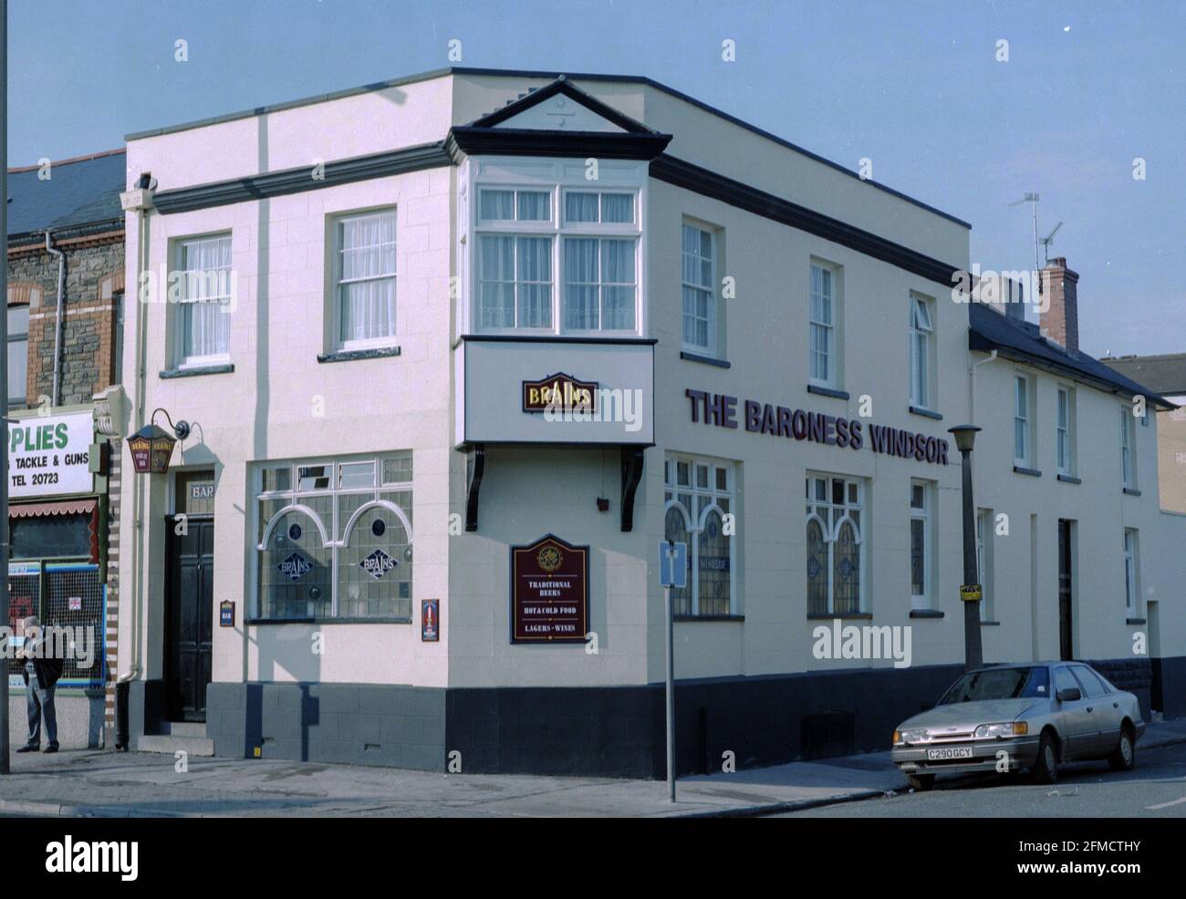 The baroness Windsor Pub, Grangetown, Cardiff Stock Photo Alamy