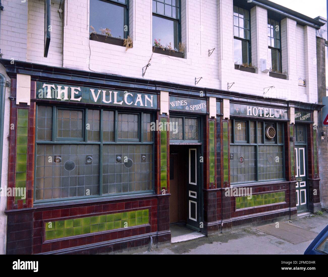The Vulcan Pub, Adamsdown, Cardiff, 1989 Stock Photo Alamy