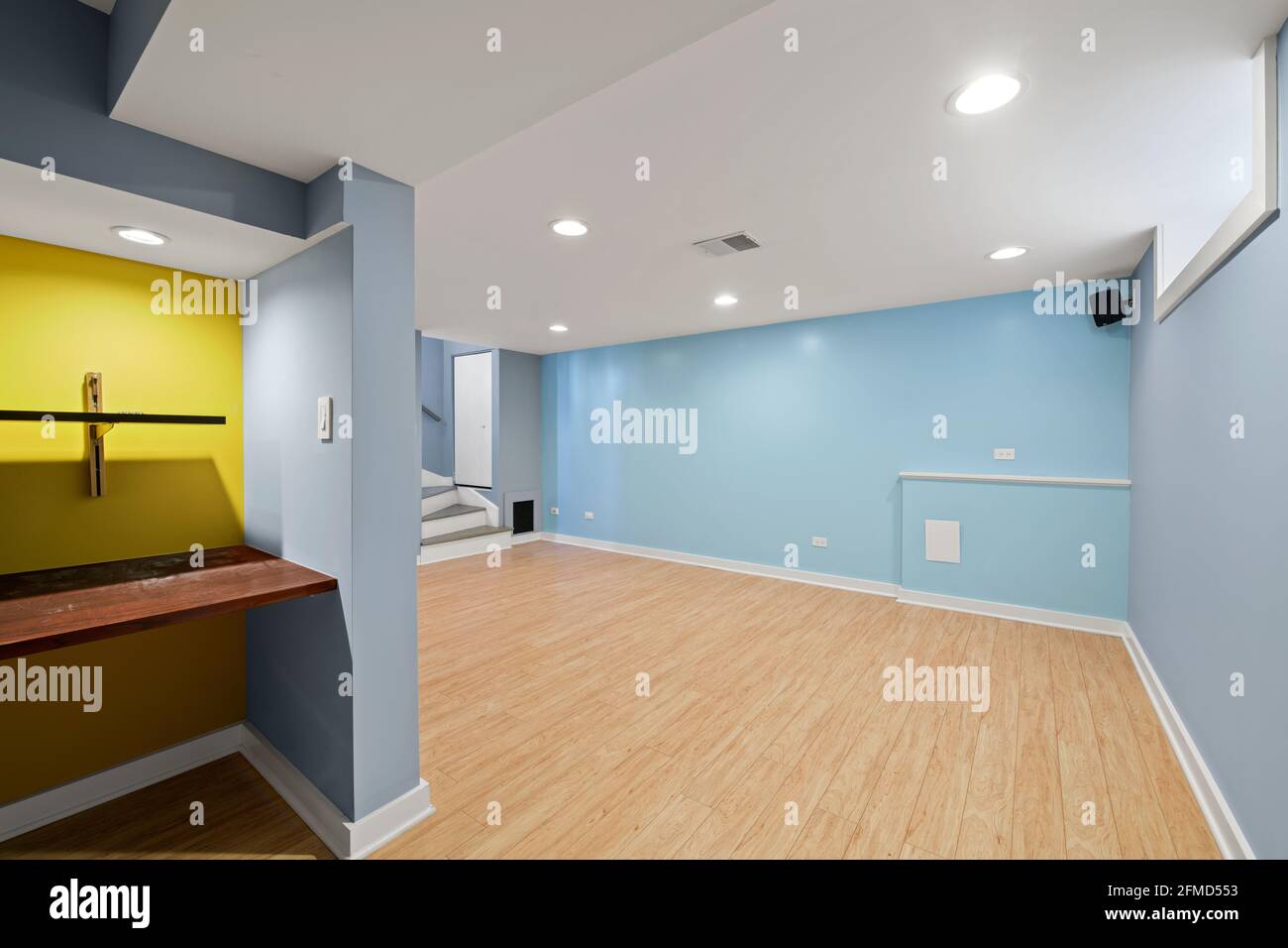 Minimal home interior hi-res stock photography and images - Alamy
