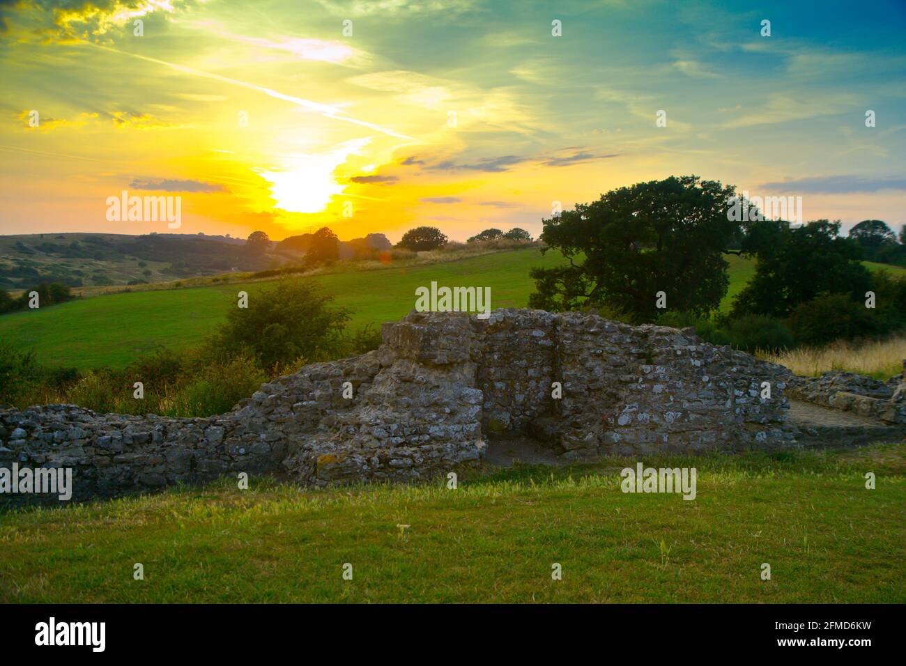 Hadleigh Castle is a ruined fortification in the English county of Essex, overlooking the Thames Estuary from south of the town of Hadleigh, England Stock Photo