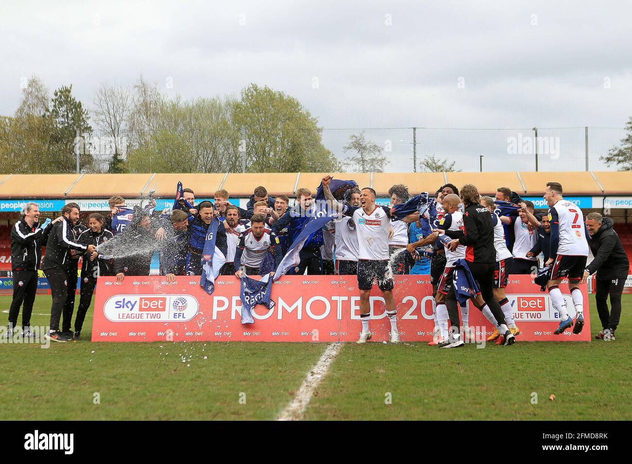 Crawley, UK. 08th May, 2021. Bolton Wanderers celebrate their promotion to League one. EFL Skybet Football league two match, Crawley Town v Bolton Wanderers at the People's Pension Stadium in Crawley, West Sussex, England on Saturday 8th May 2021. this image may only be used for Editorial purposes. Editorial use only, license required for commercial use. No use in betting, games or a single club/league/player publications.pic by Steffan Bowen/Andrew Orchard sports photography/Alamy Live News Credit: Andrew Orchard sports photography/Alamy Live News Stock Photo