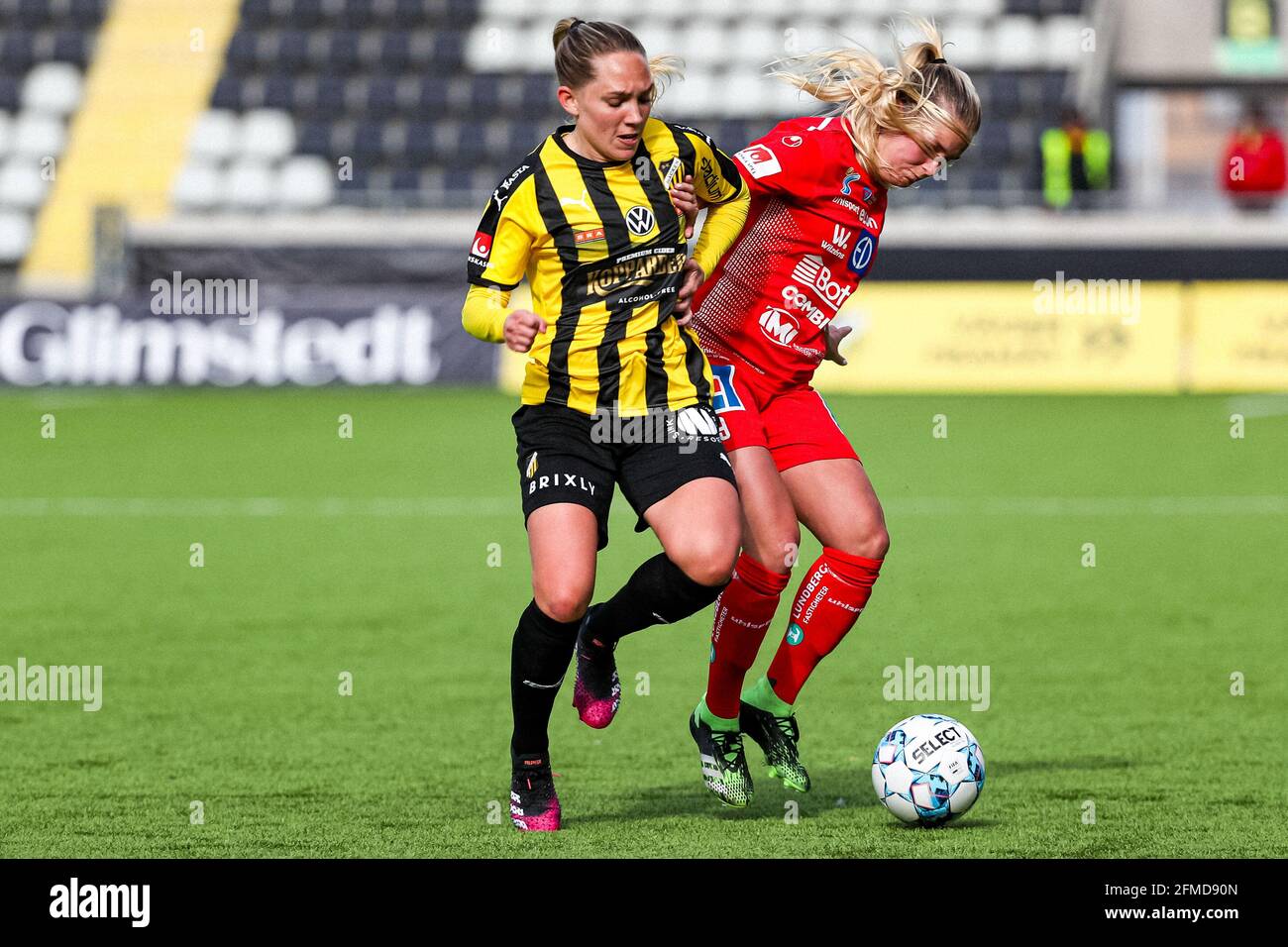 Gothenburg, Sweden. 08th May, 2021. Elin Rubensson (10 BK Hacken) in a  battle with Ronja Aronsson (19 Linkoping FC) during round 4/22 in the  Damallsvenskan on May 8th 2021 between BK Hacken