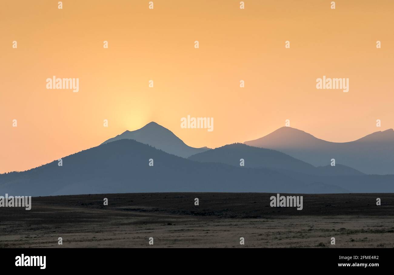 Sunset, Pioneer Mountains, Butte, Montana, USA Stock Photo - Alamy