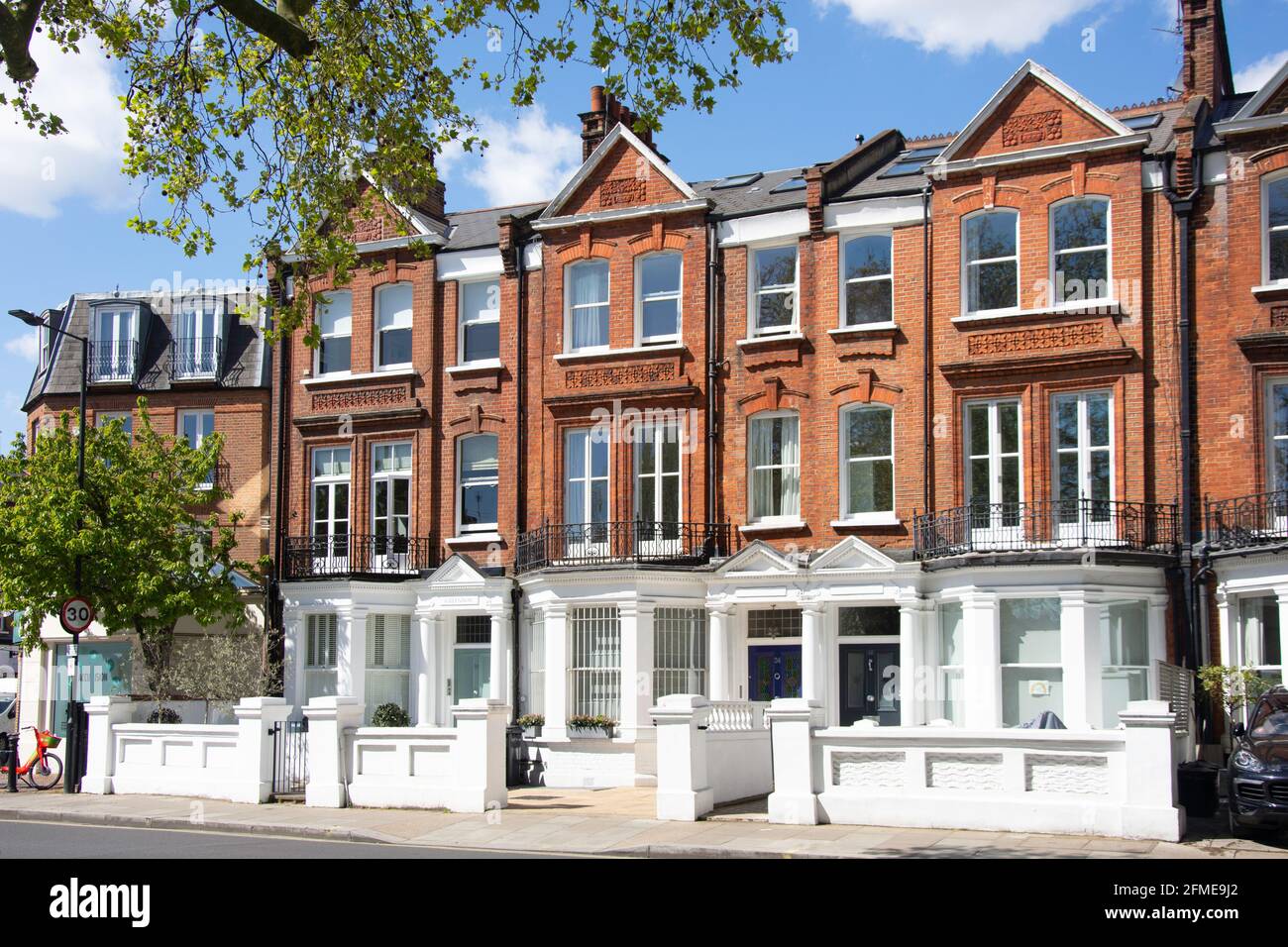 Terraced houses housing property properties parsons green park g hires
