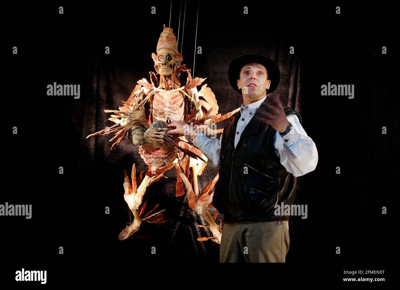 Professor Gunter von Hagens July 2002Professor Gunther von  Hagens with one of his new works entitled 'Mystical Plastinate' at the 'Body Worlds' exhibition at the Atlantis Gallery in Brick Lane. 12 July 2002 photo Andy Paradise Stock Photo