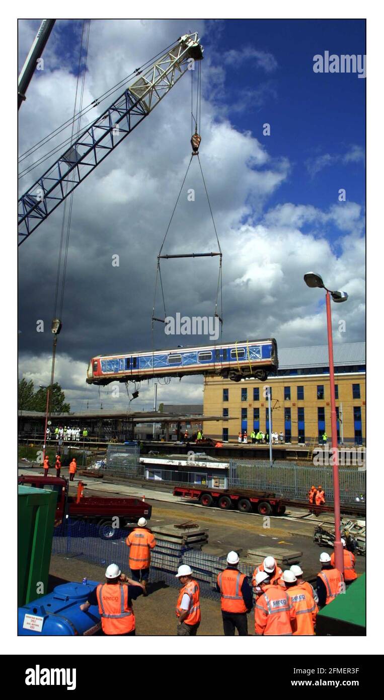 Potters Bar train Crash.....The last carrige is mooved from the crash