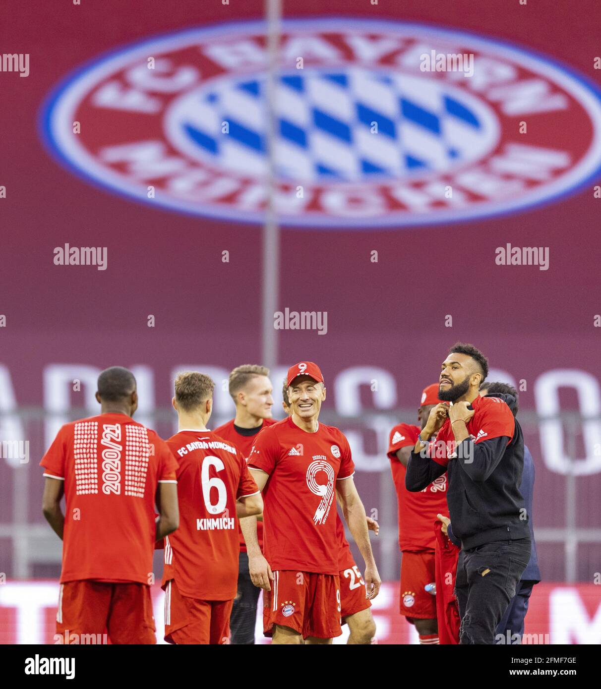 Joshua Kimmich (Muenchen), Robert Lewandowski (Muenchen), Eric Maxim Choupo-Moting (Muenchen)  in the match FC BAYERN MUENCHEN - BORUSSIA MOENCHENGLADBACH 6-0 1.German Football League on May 8, 2021 in Munich, Germany  Season 2020/2021, matchday 32, 1.Bundesliga, FCB, München, 32.Spieltag, © Peter Schatz / Alamy Live News / Moritz Müller/Pool   - DFL REGULATIONS PROHIBIT ANY USE OF PHOTOGRAPHS as IMAGE SEQUENCES and/or QUASI-VIDEO - Stock Photo