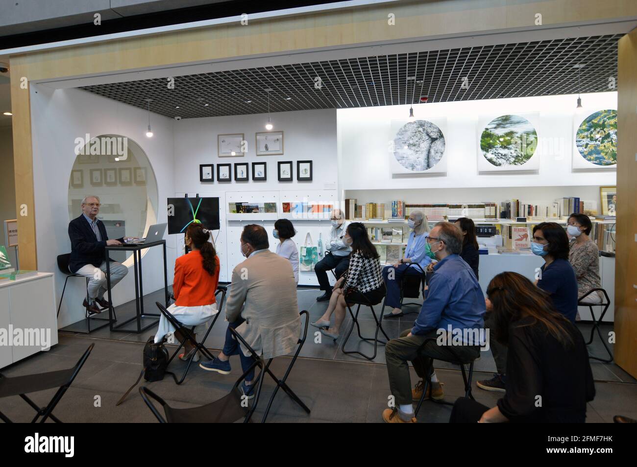 Book talk by Hong Kong author, urban planner, and illustrator Peter Cookson Smith held at the Hong Kong Museum of Art in May 2021 Stock Photo