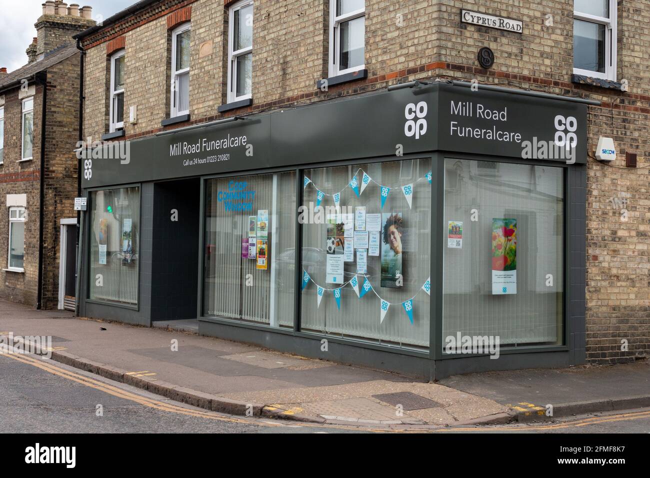 Co op funeral hires stock photography and images Alamy