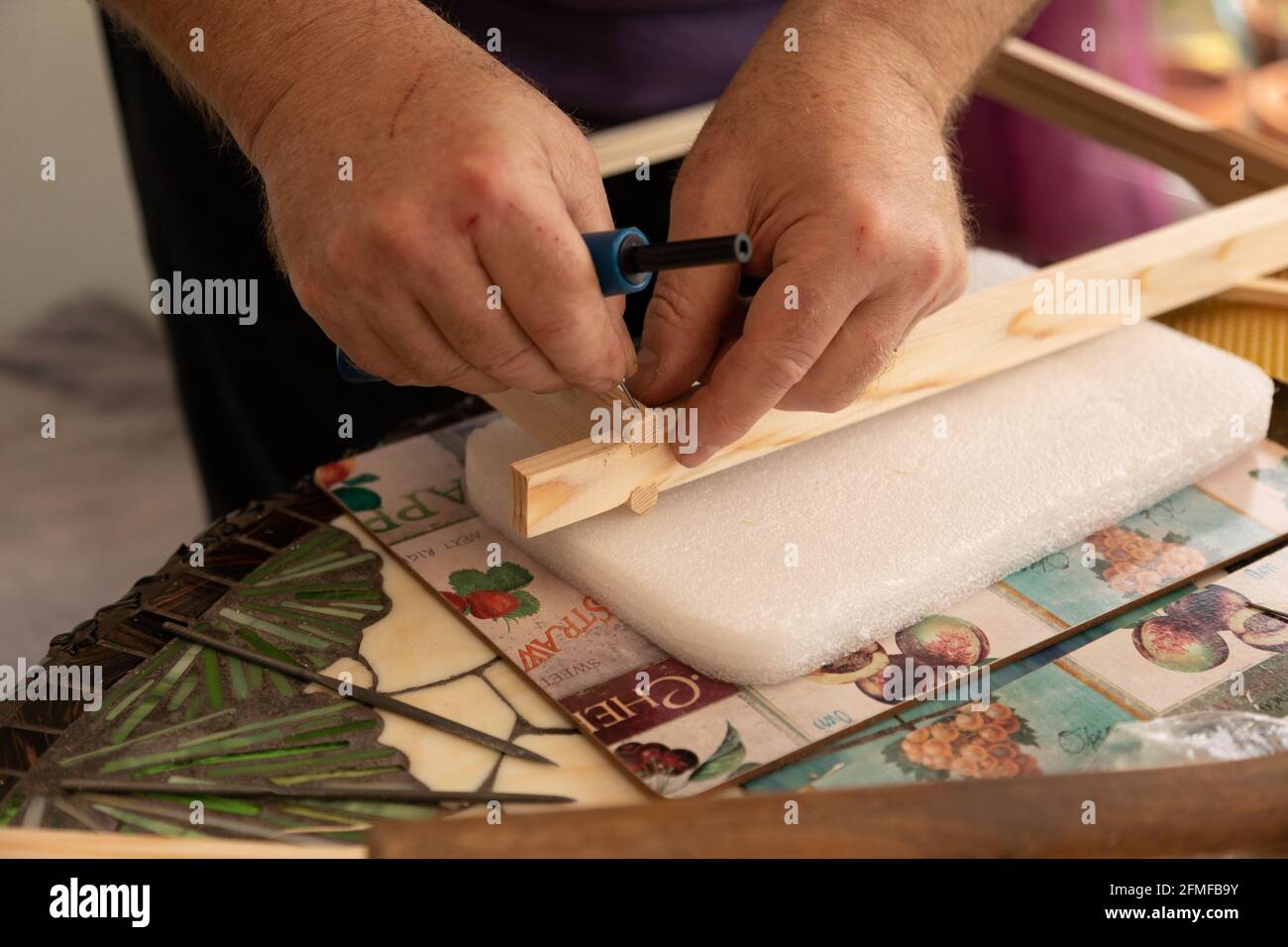 Gimp pins hires stock photography and images Alamy