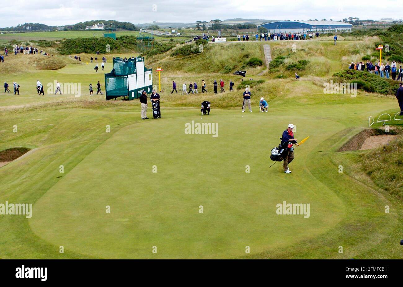 THE OPEN GOLF AT TROON 2004. 14/7/2004 8yh hole postage stamp PICTURE