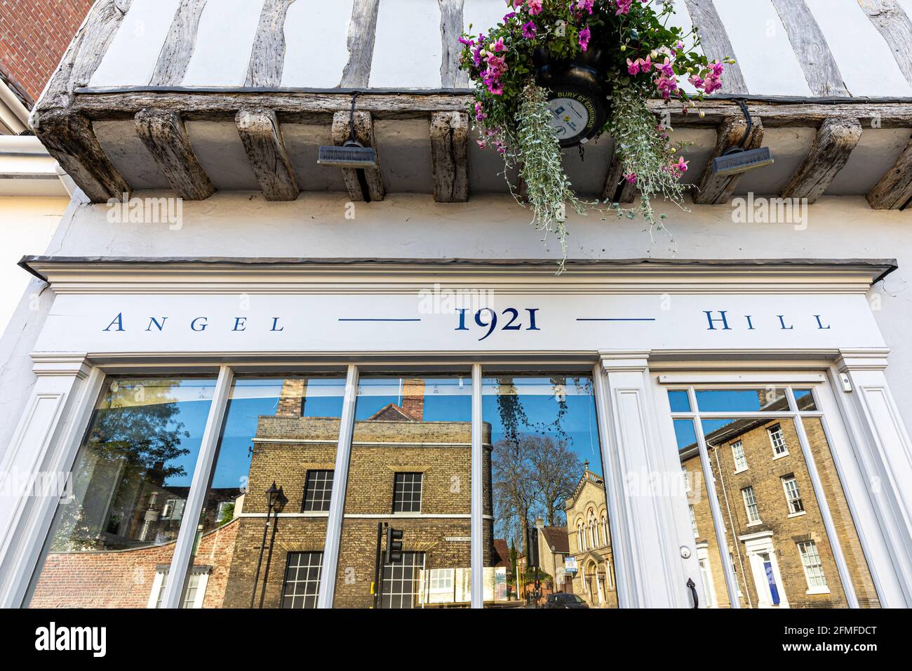 1921 restaurant shop front hires stock photography and images Alamy