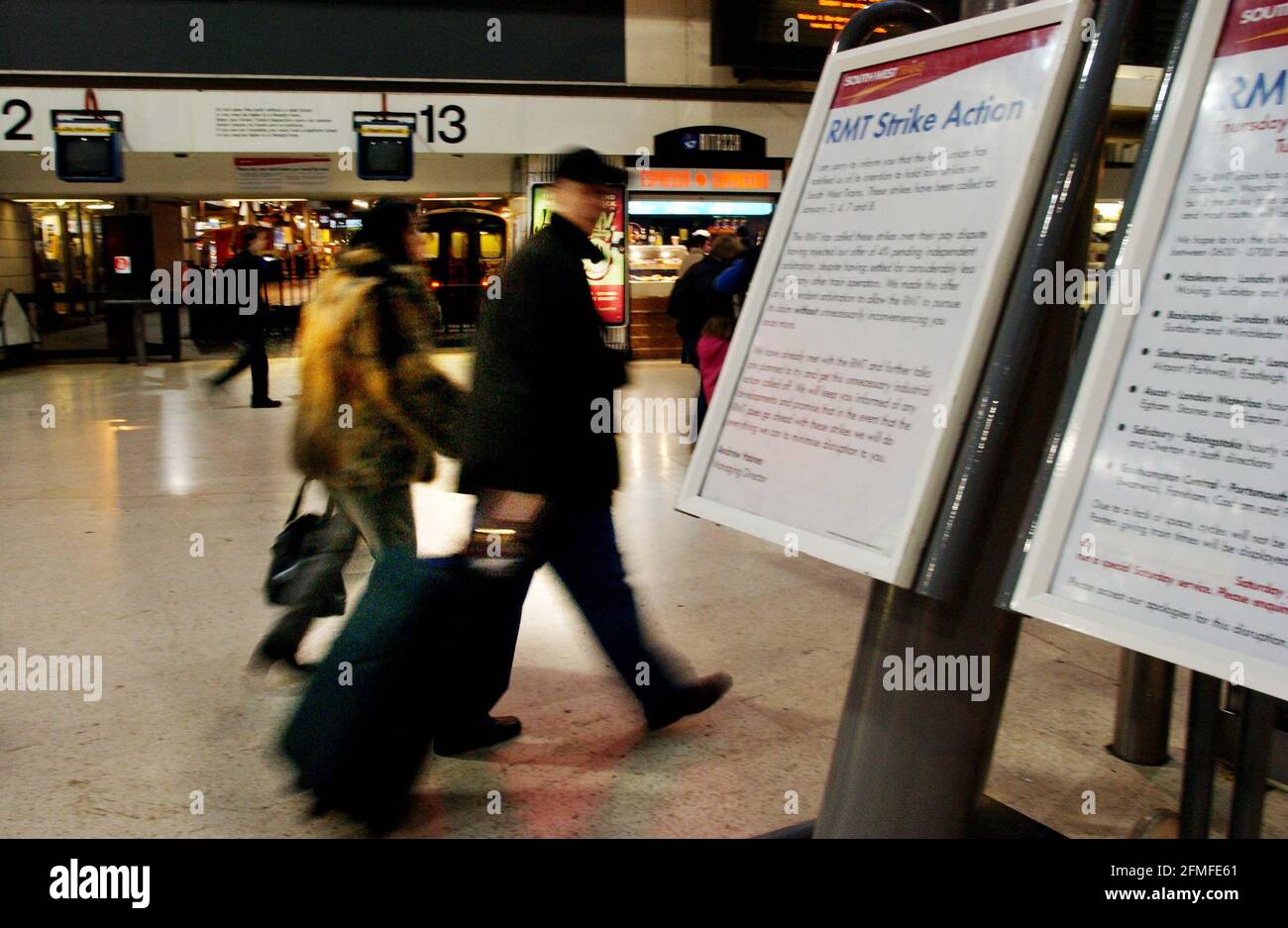 Waterloo Station January 2002 RMT Strike action Stock Photo