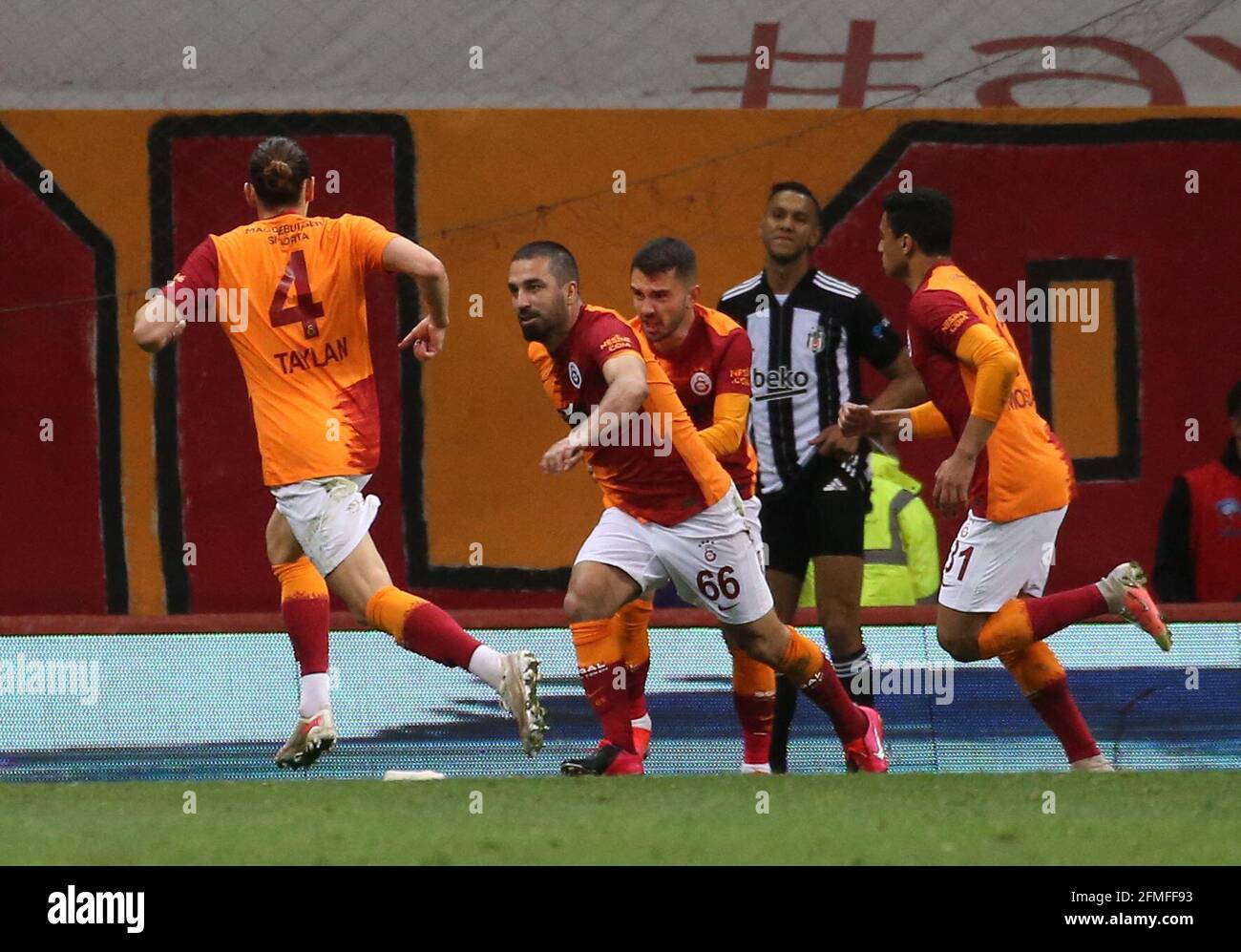 BesiktasâÂ€Â™s Josef De Souza during Galatasaray - Besiktas Turkish Super  League Game at Galatasaray TT Arena in Istanbul, Turkey, on May 9, 2021.  Photo by Tolga Adanali/Depo Photos/ABACAPRESS.COM Stock Photo - Alamy