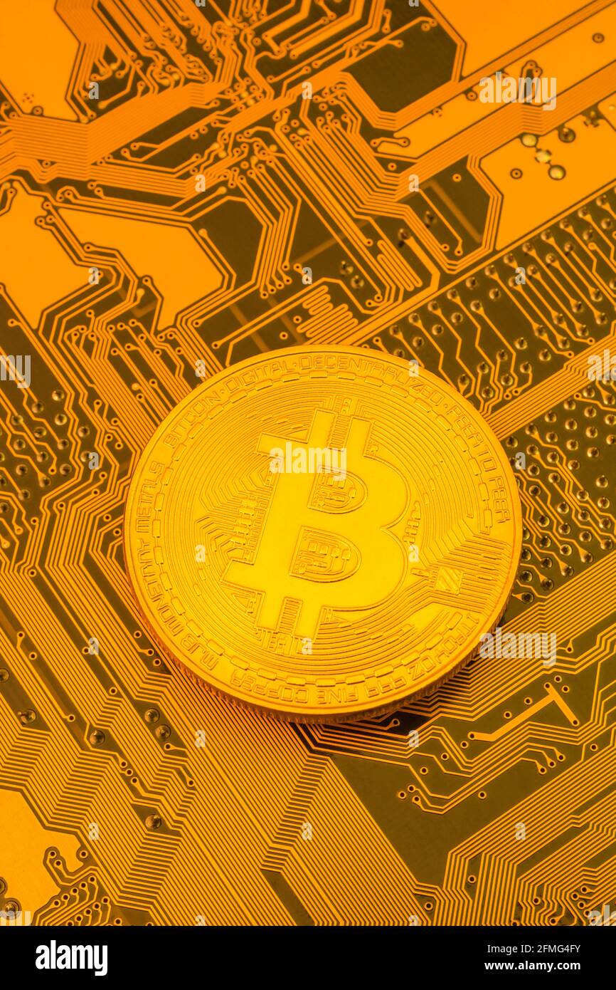 Cryptocurrency bubble hi-res stock photography and images - Page 10 - Alamy