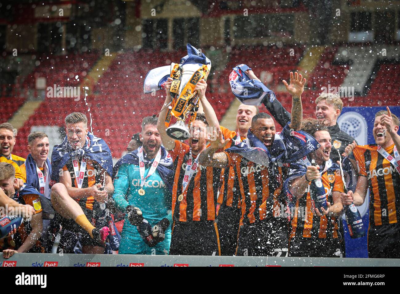 LONDON, UK. MAY 9TH during the Sky Bet League 1 match between Charlton Athletic and Hull City at The Valley, London on Sunday 9th May 2021. (Credit: Tom West | Credit: MI News & Sport /Alamy Live News Stock Photo
