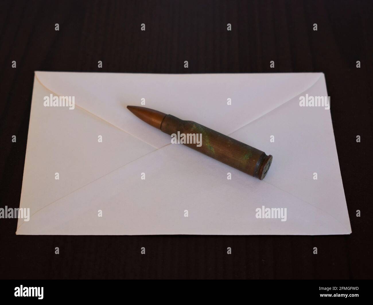 Letter with death threat Stock Photo Alamy