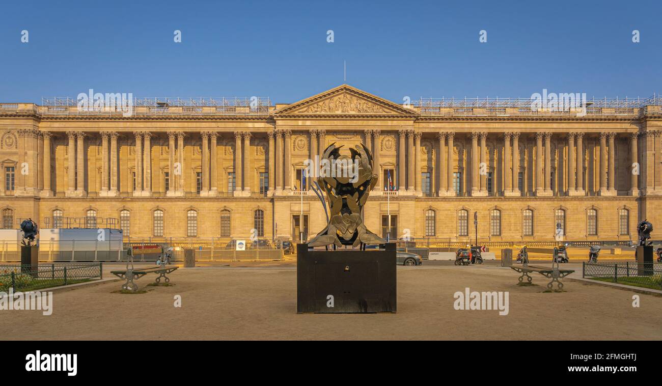 Paris, France - 05 02 2021: View of the open-air exhibition of bronze faces statues at sunrise Stock Photo