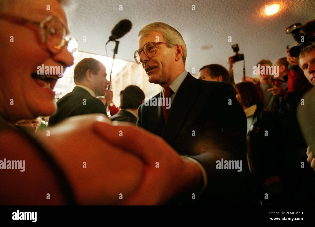 JOHN MAJOR PRIME MIMISTER CAMPAIGNING FOR  GENERAL ELECTION 1997 Stock Photo