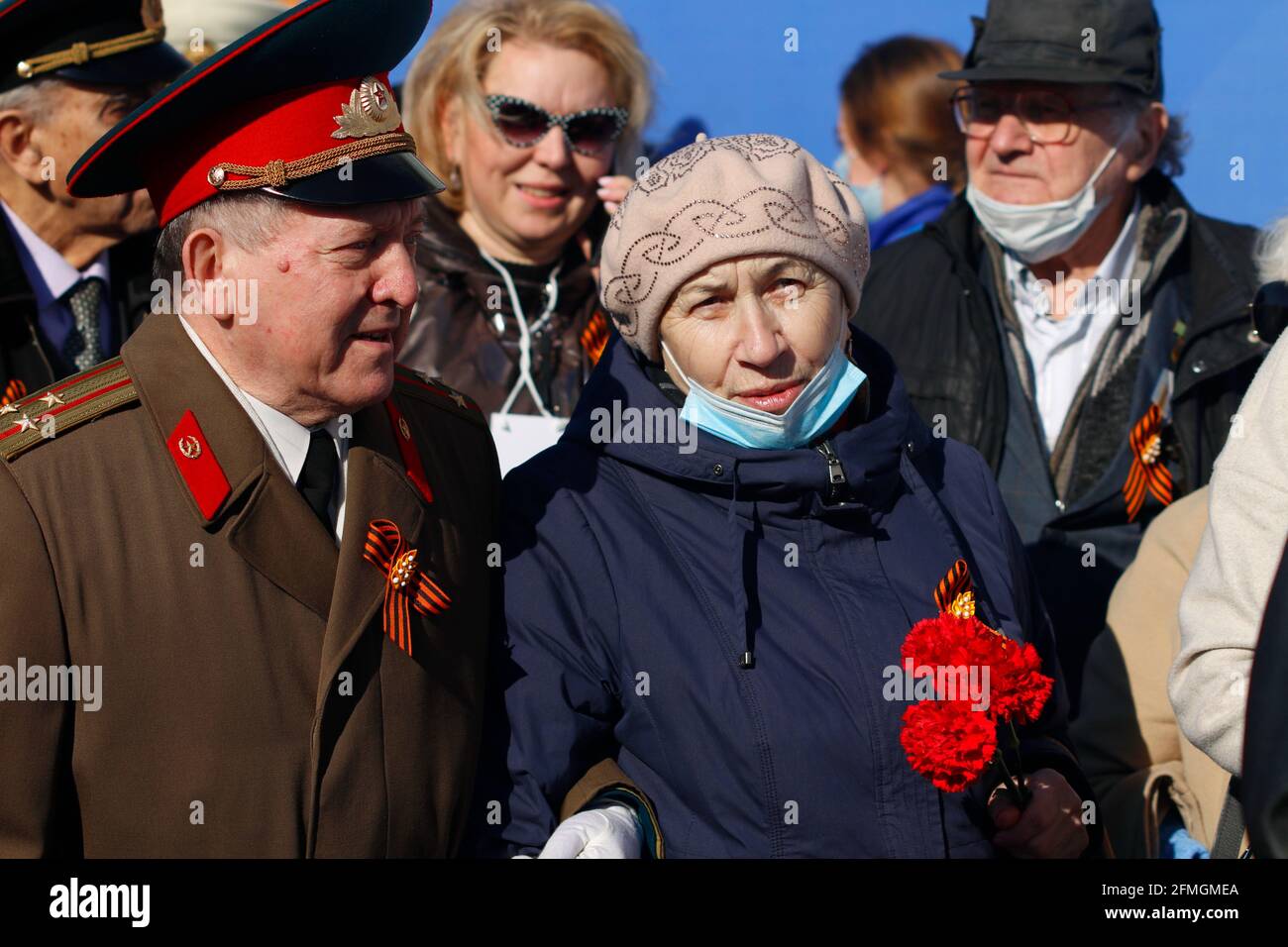 St. Petersburg, Russia. 09th May, 2021. Residents of besieged Leningrad and veterans of the Great Patriotic War during the parade.A solemn military parade in St. Petersburg to mark the 76th anniversary of the Victory in the Great Patriotic War. Credit: SOPA Images Limited/Alamy Live News Stock Photo