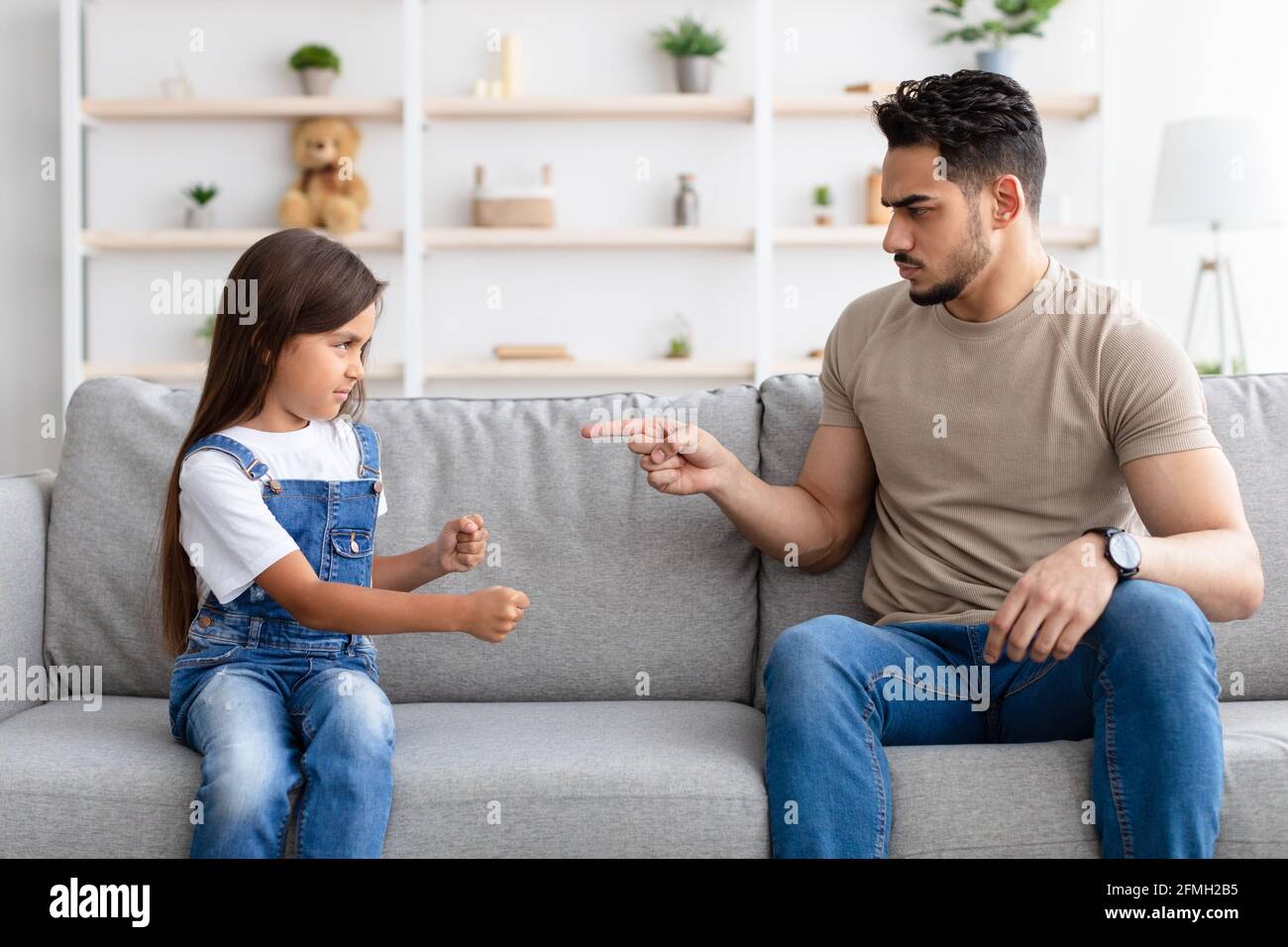 Dad and daughter and arguing hi-res stock photography and images - Alamy