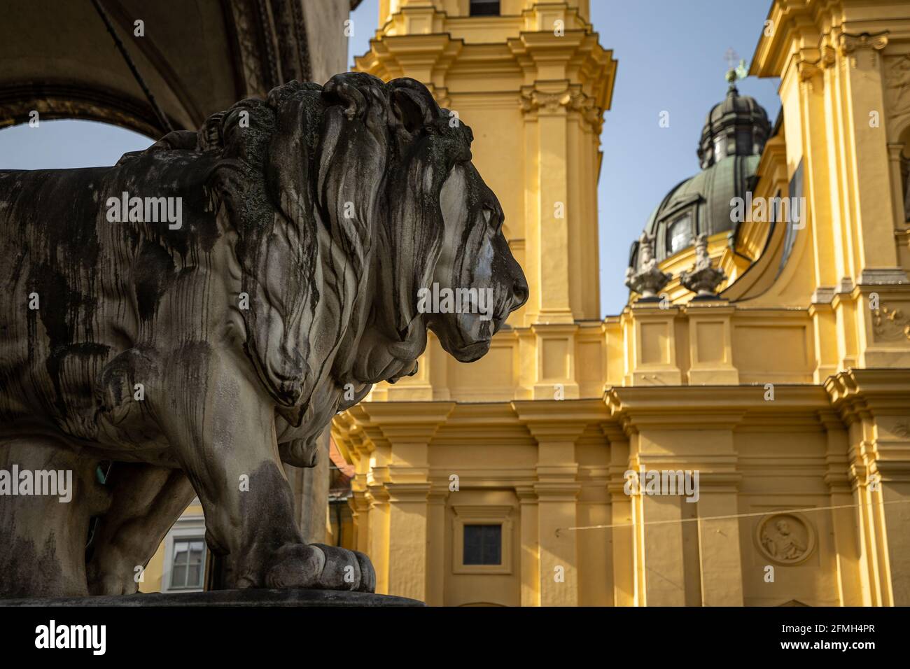 Category:Statues Of Lions In Munich – DPKW