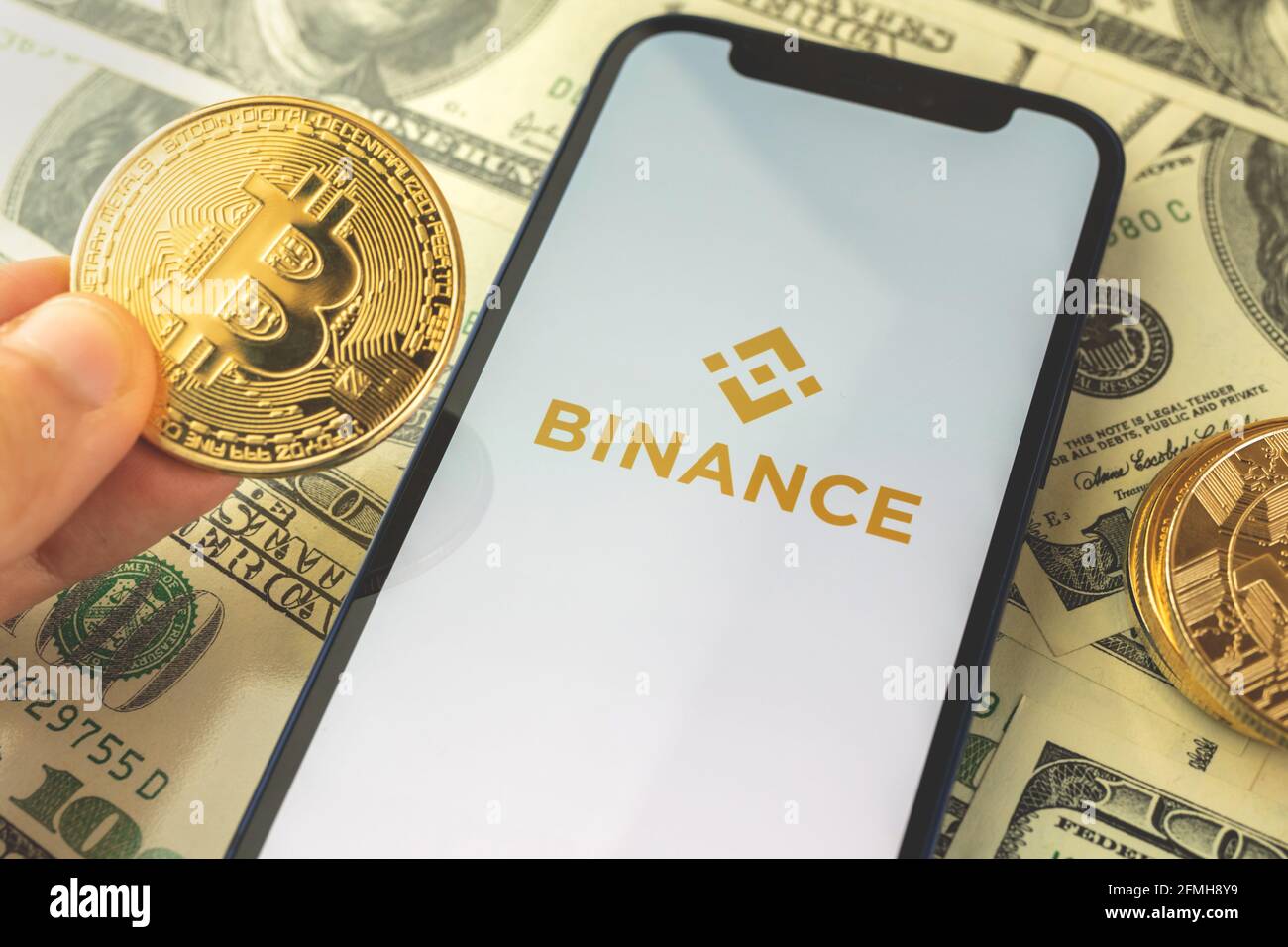 Kharkov, Ukraine - May 3, 2021: Binance buy and sell crypto currency app on  the screen with bitcoin on the background Stock Photo - Alamy
