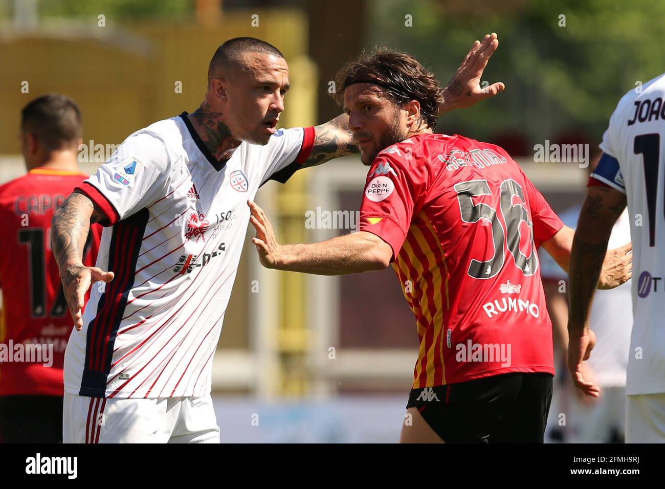 Benevento, Italy. 09th May, 2021. Radja Nainggolan (Cagliari) reacts during  the Serie A match between Benevento Calcio and Cagliari Calcio at Stadio  Comunale Ciro Vigorito in Benevento (Photo by Giuseppe Fama/Pacific Press)