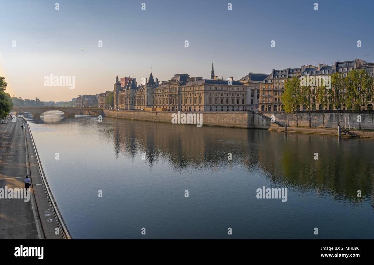 Paris, France - 05 02 2021: Panoramic view of Pont au Change and La Conciergerie on Ile de la Cité from quai de Seine Stock Photo