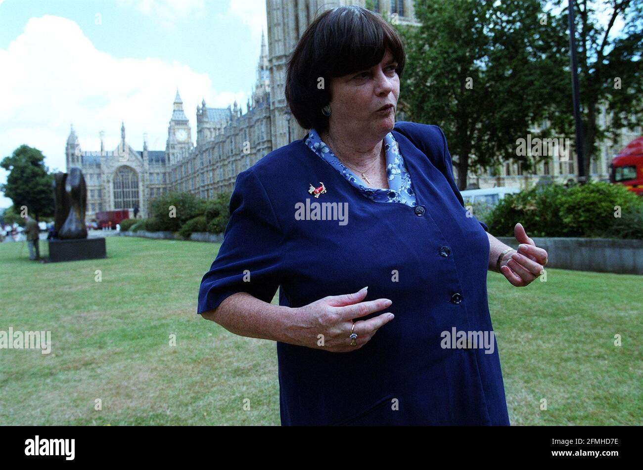 anne-widdecombe-conservative-home-secretary-aug-1999at-westminster
