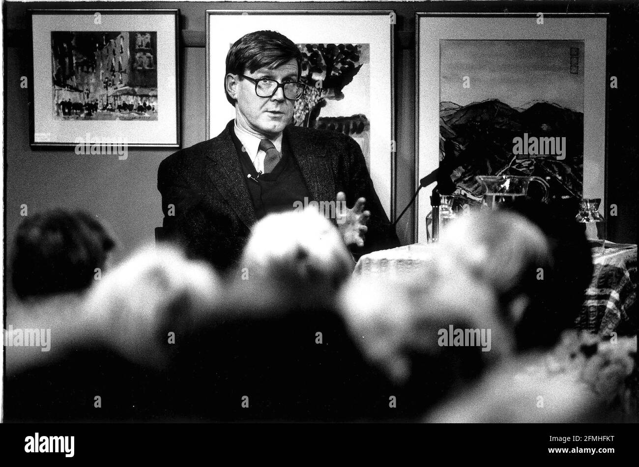Alan Bennett talking at the Chelsea Pen Club Author Playwright Stock Photo