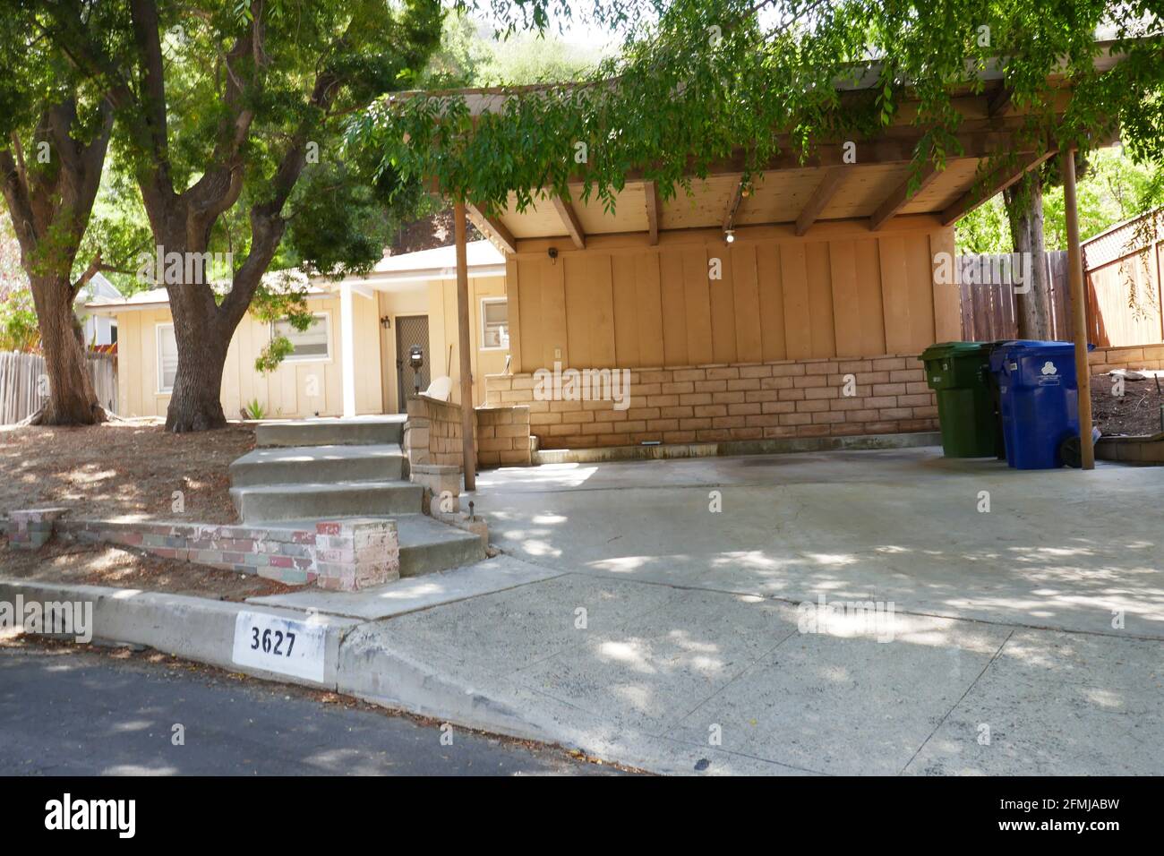 Sherman Oaks, California, USA 9th May 2021 A general view of atmosphere of location where gun was found after Manson Family Murders at Sharon Tate Cielo Drive Home at 3627 Longview Valley Road in Sherman Oaks, California, USA. Photo by Barry King/Alamy Stock Photo Stock Photo