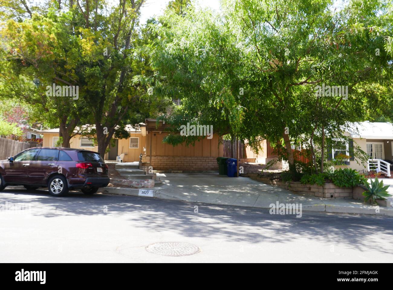 Sherman Oaks, California, USA 9th May 2021 A general view of atmosphere of location where gun was found after Manson Family Murders at Sharon Tate Cielo Drive Home at 3627 Longview Valley Road in Sherman Oaks, California, USA. Photo by Barry King/Alamy Stock Photo Stock Photo