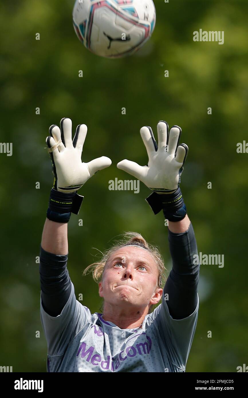 Katja Schroffenegger (ACF Fiorentina Femminile) during AC Milan vs ACF  Fiorentina femminile, Italian footba - Photo .LiveMedia/Francesco  Scaccianoce Stock Photo - Alamy