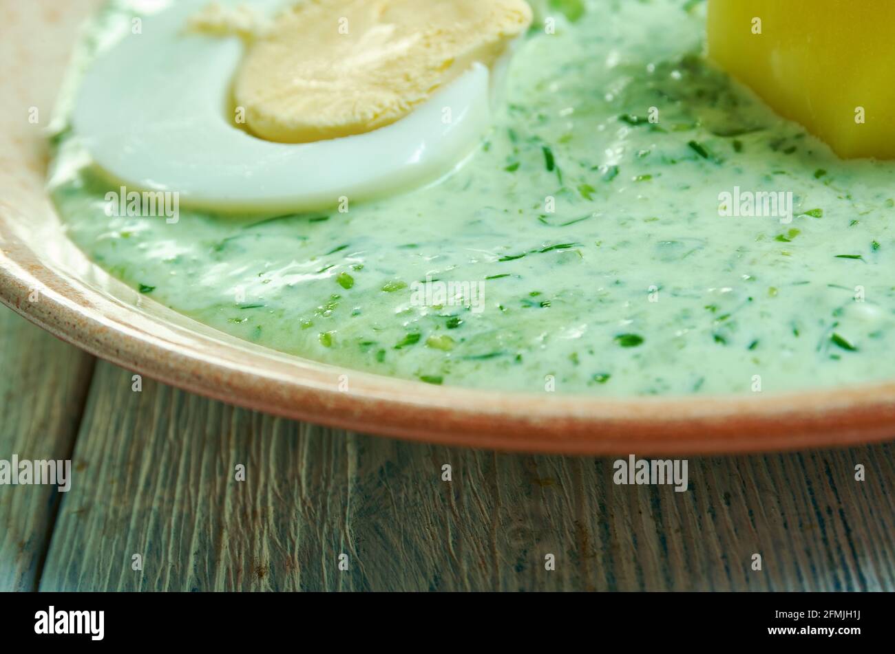 Frankfurter Grune Soße German Green sauce Stock Photo Alamy