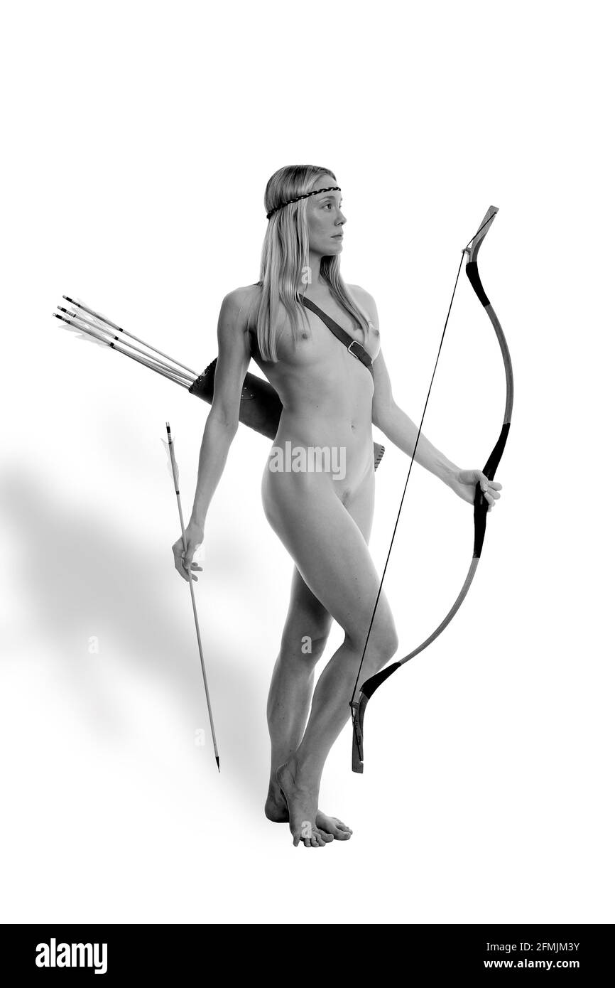 nudist bow and arrow Nude Woman Classical Artistic Diana Huntress hunting goddess Nemi Temple  Mythical Artemis Rome Bow Quiver moon Archer Stock Photo - Alamy
