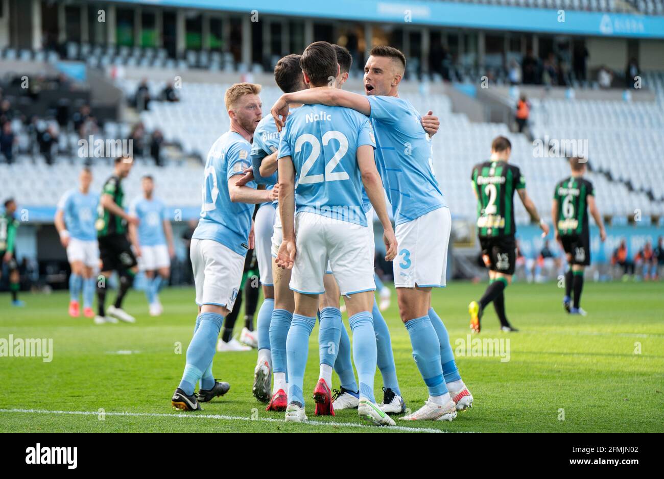 Malmo Sweden 9th May 2021 Veljko Birmancevic 19 Of Malmo Ff Scores And Celebrates Teammates Anders Christiansen 10 And Jonas Knudsen 3 During The Allsvenskan Match Between Malmo Ff And Varbergs Bois