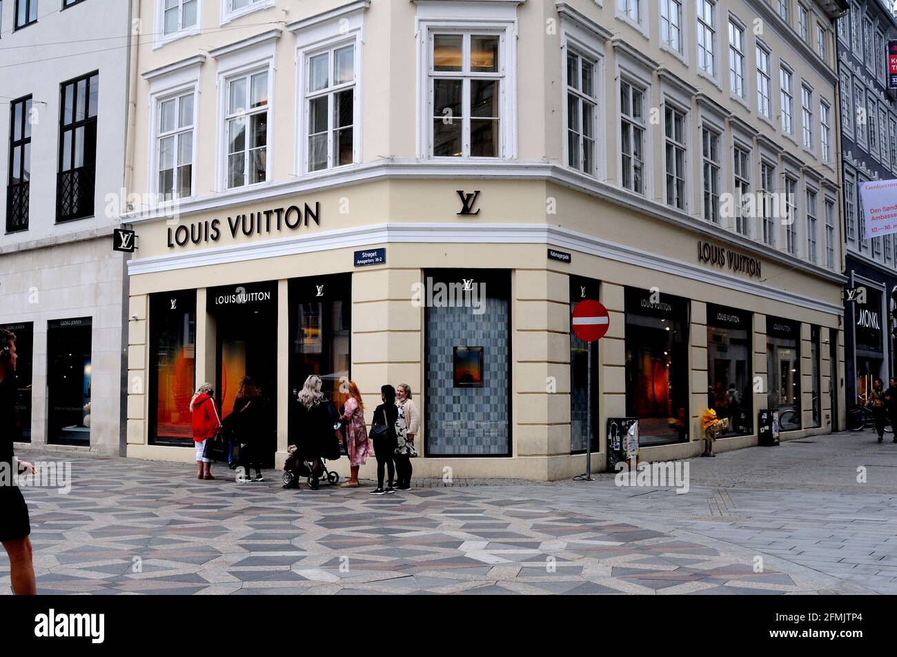 Copenhagen, Denmark. 10.May Louis Vuitton shopprs with LouisVuitton shopping bags in Photo..Francis Joseph Dean/Deanpictures Stock Photo - Alamy