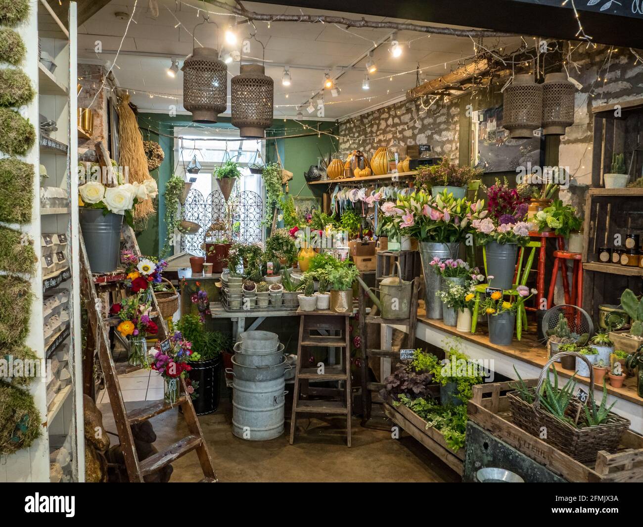 English country flower shop and floristry Stock Photo Alamy